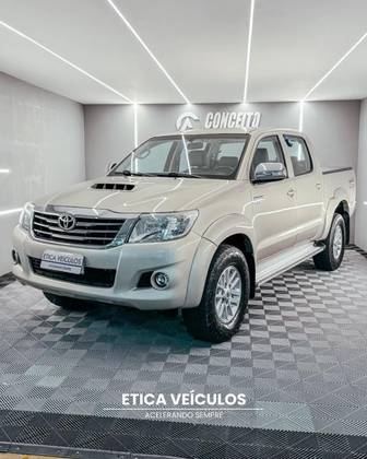 TOYOTA HILUX 3.0 SRV 4X4 CD 16V TURBO INTERCOOLER DIESEL 4P AUTOMÁTICO